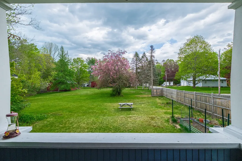 29 Pleasant Street Norway ME 04268