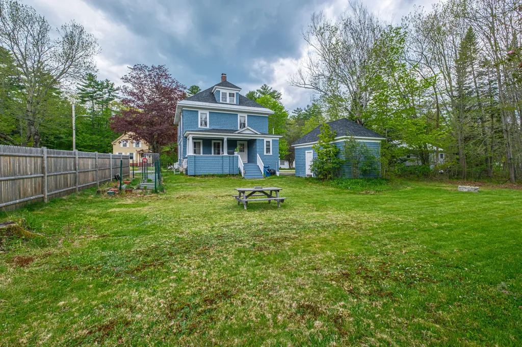 29 Pleasant Street Norway ME 04268