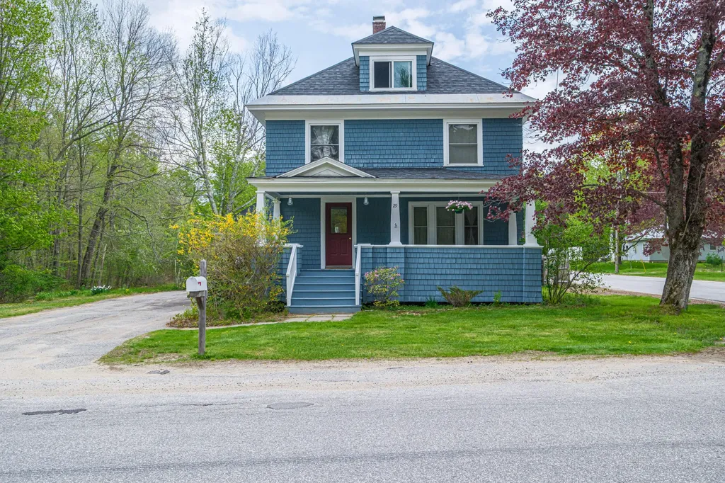 29 Pleasant Street Norway ME 04268