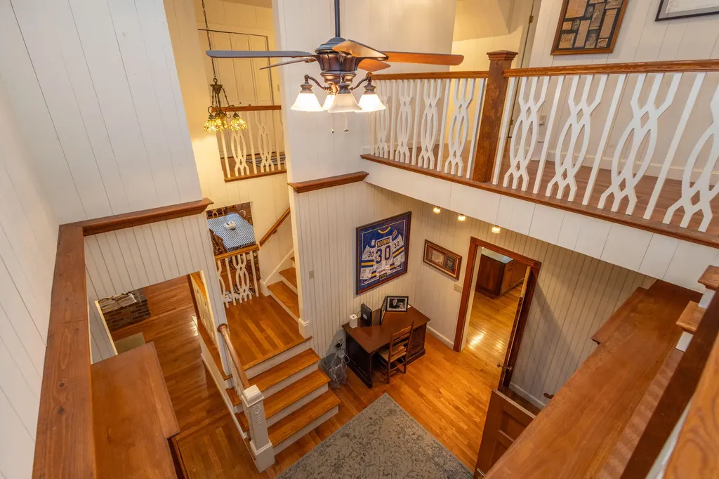 22 Windward Lane Northport ME 04849