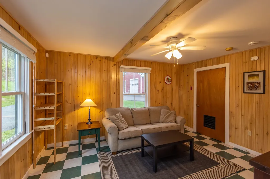 22 Windward Lane Northport ME 04849