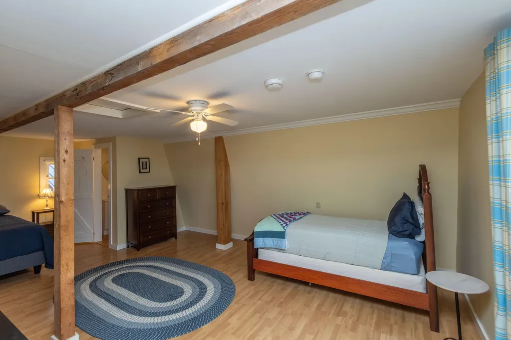 22 Windward Lane Northport ME 04849