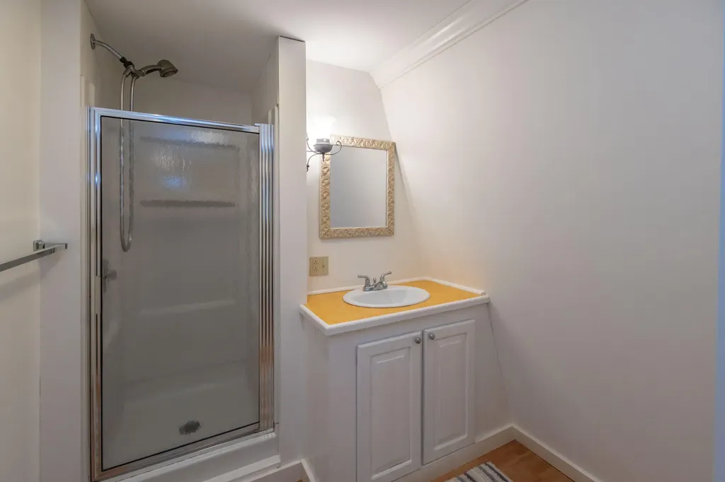 22 Windward Lane Northport ME 04849