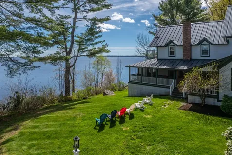 22 Windward Lane Northport ME 04849