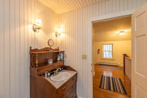 22 Windward Lane Northport ME 04849