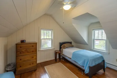 22 Windward Lane Northport ME 04849