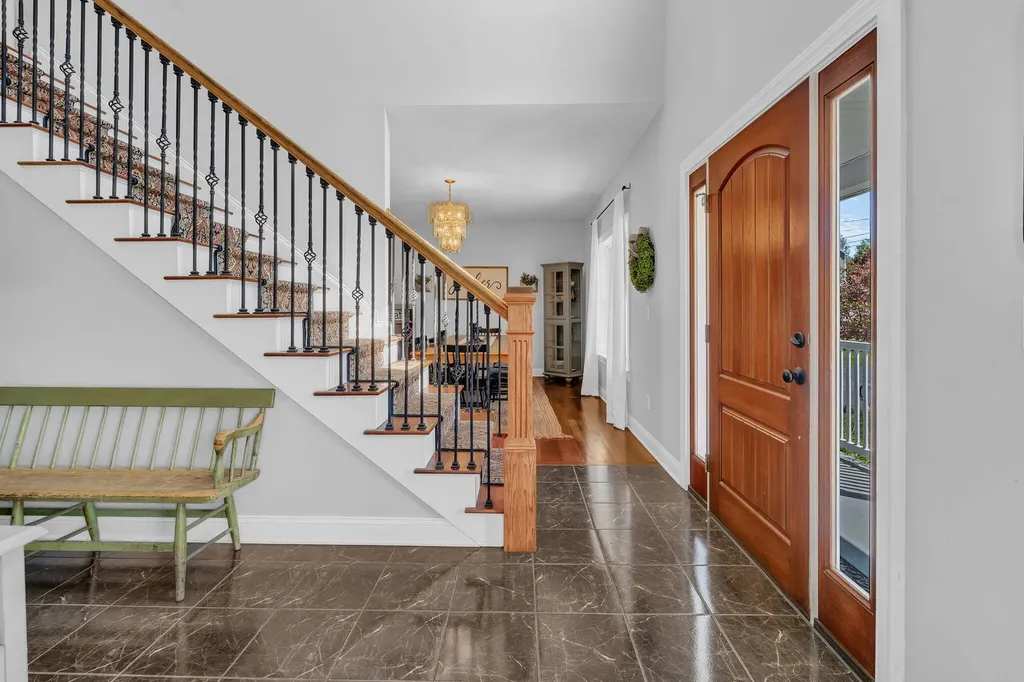 40 Hillview Drive Bangor ME 04401