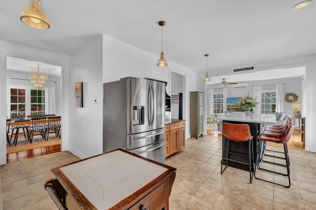 40 Hillview Drive Bangor ME 04401