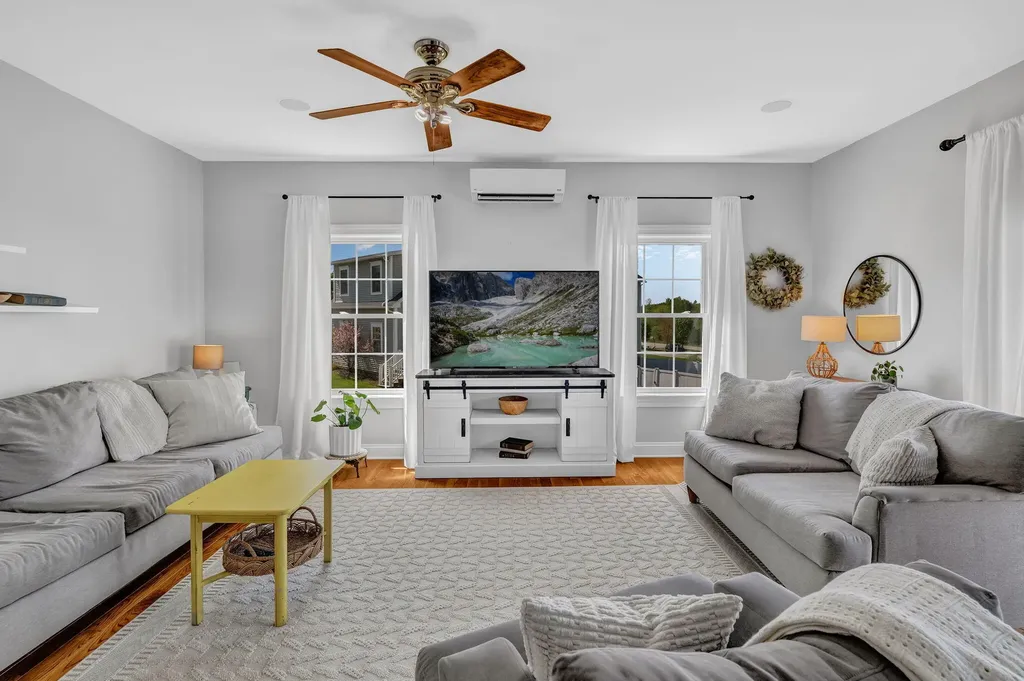 40 Hillview Drive Bangor ME 04401