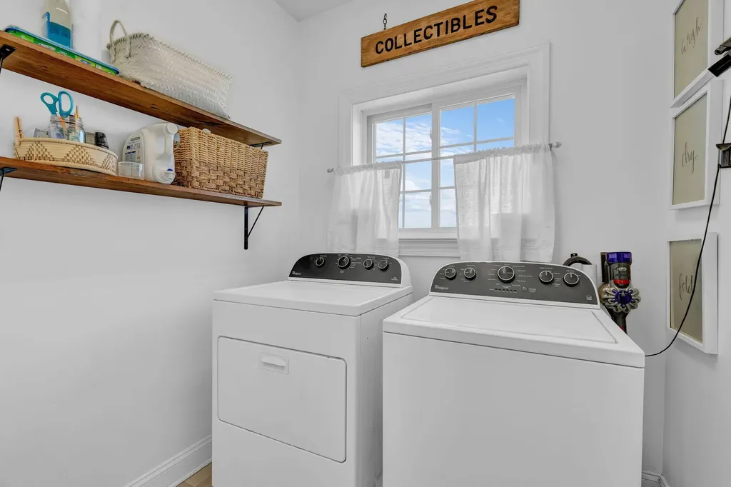 40 Hillview Drive Bangor ME 04401