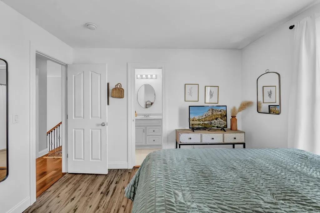 40 Hillview Drive Bangor ME 04401