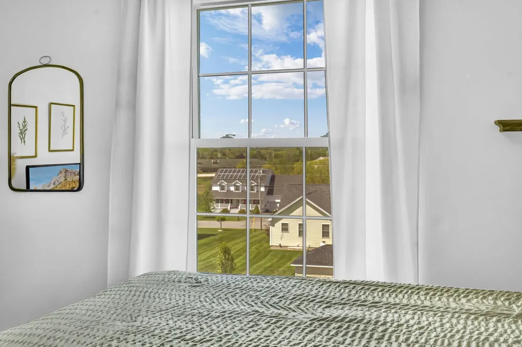 40 Hillview Drive Bangor ME 04401