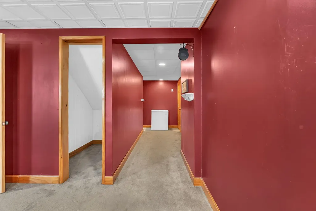 40 Hillview Drive Bangor ME 04401