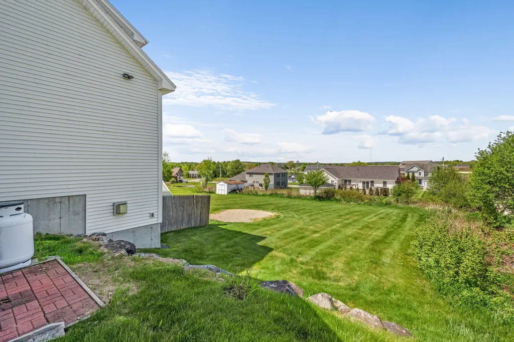 40 Hillview Drive Bangor ME 04401