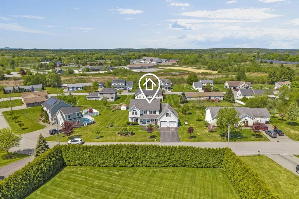 40 Hillview Drive Bangor ME 04401