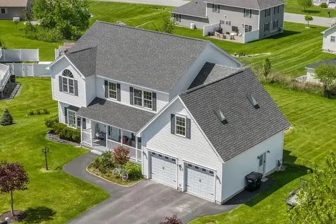 40 Hillview Drive Bangor ME 04401