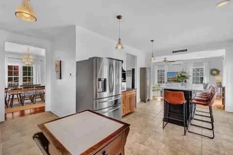40 Hillview Drive Bangor ME 04401