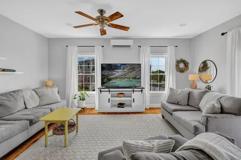 40 Hillview Drive Bangor ME 04401