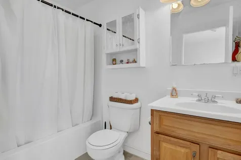 40 Hillview Drive Bangor ME 04401