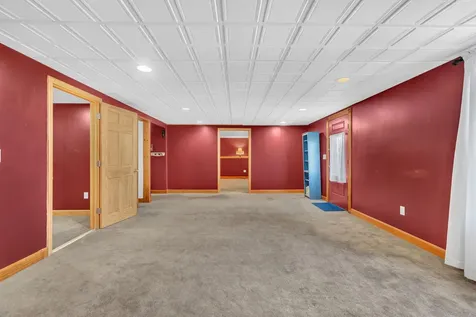 40 Hillview Drive Bangor ME 04401