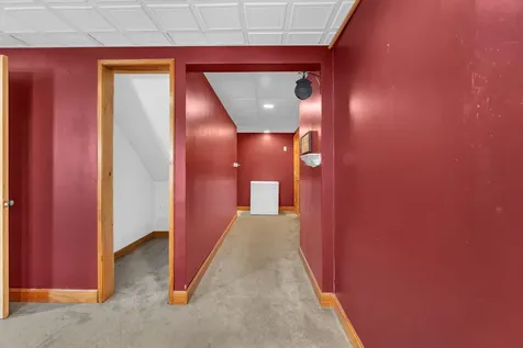 40 Hillview Drive Bangor ME 04401