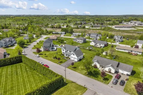 40 Hillview Drive Bangor ME 04401