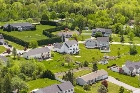 40 Hillview Drive Bangor ME 04401