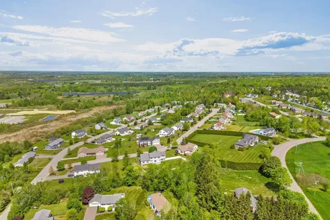 40 Hillview Drive Bangor ME 04401