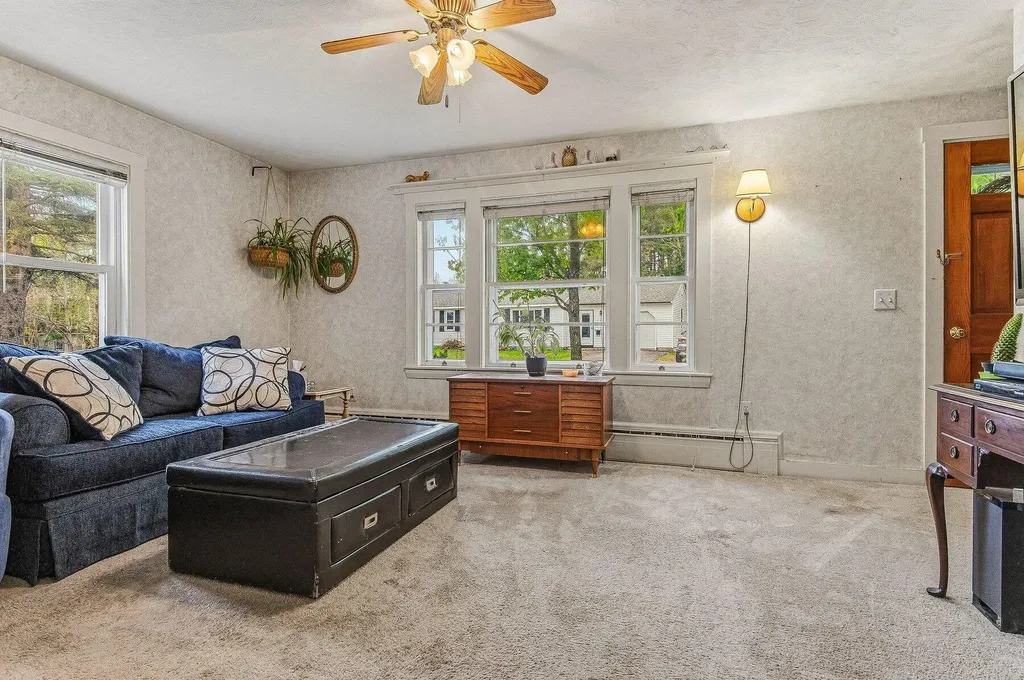 13 Joy Street Sanford ME 04083