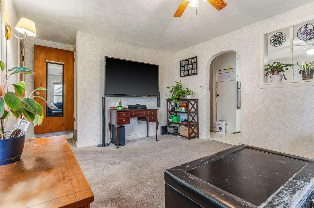 13 Joy Street Sanford ME 04083