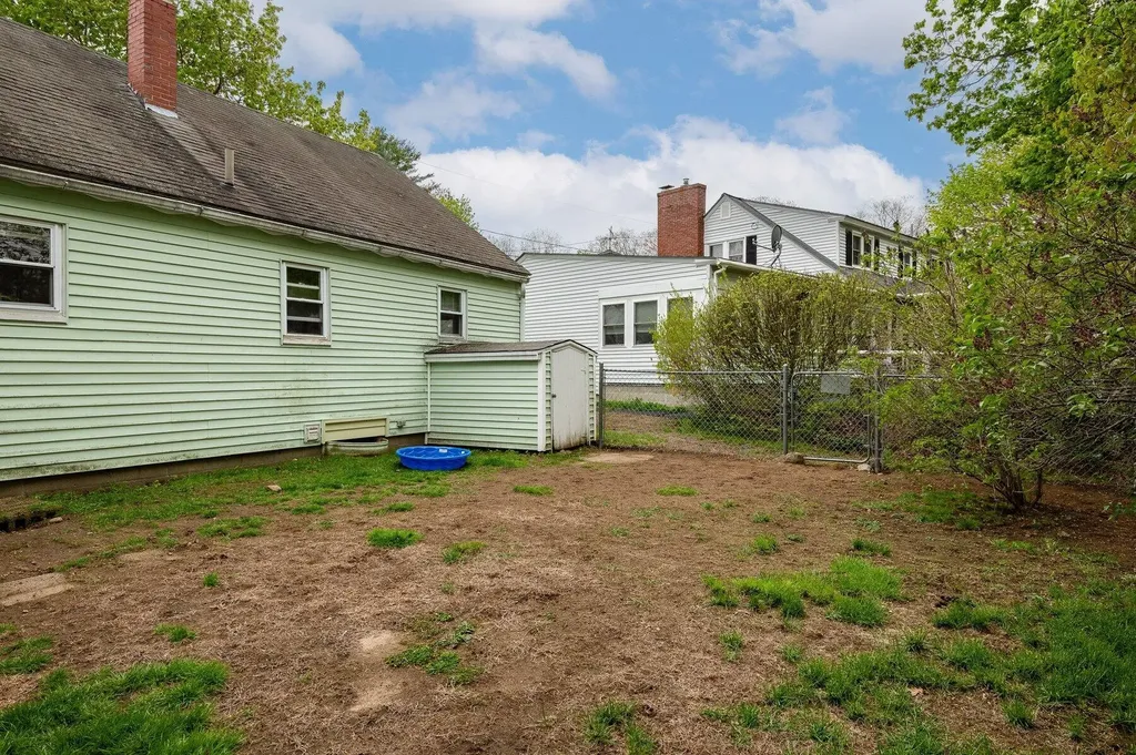 13 Joy Street Sanford ME 04083