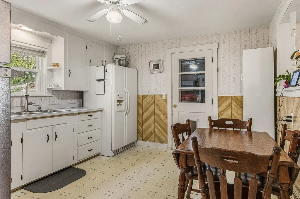 13 Joy Street Sanford ME 04083