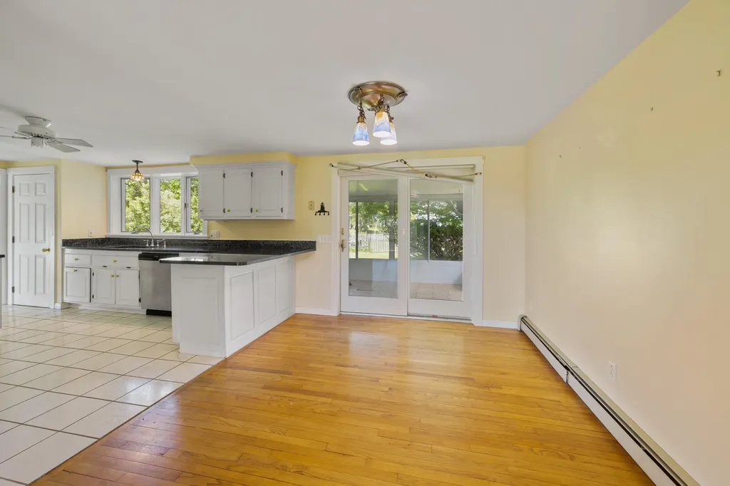 3 Navy Street Searsport ME 04974