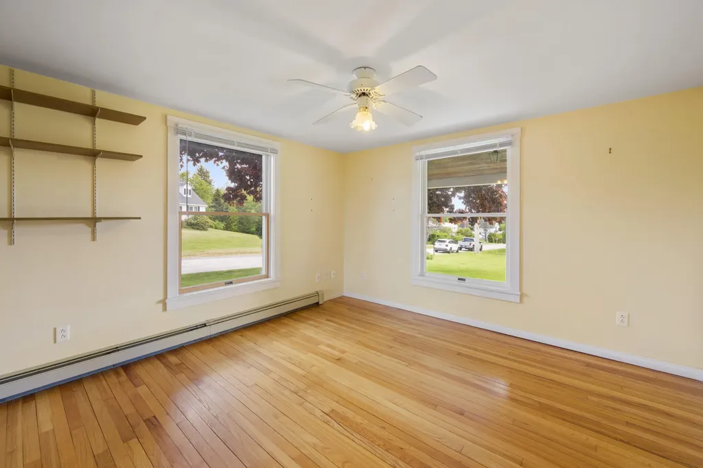 3 Navy Street Searsport ME 04974