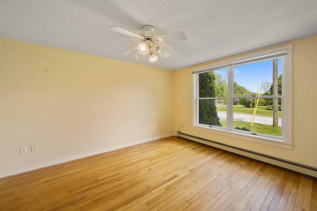 3 Navy Street Searsport ME 04974