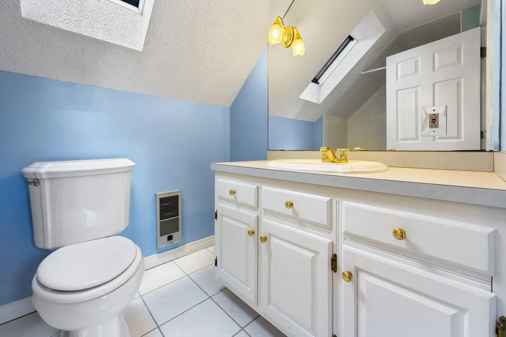 3 Navy Street Searsport ME 04974