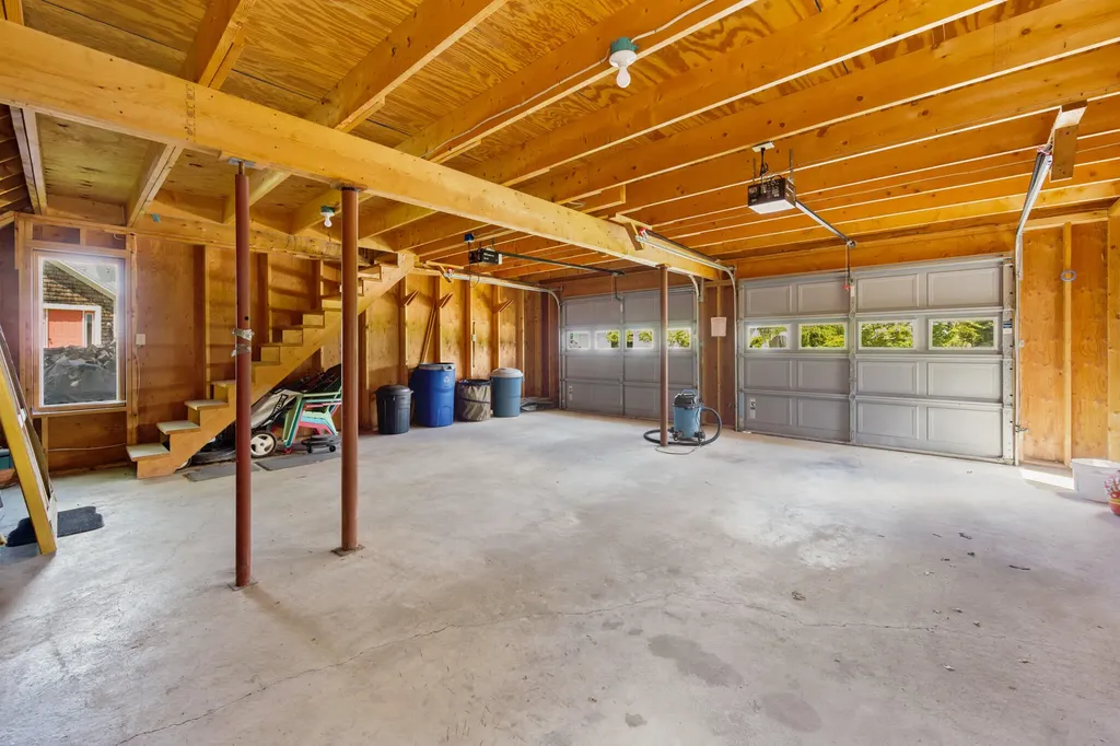 3 Navy Street Searsport ME 04974