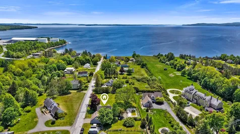 3 Navy Street Searsport ME 04974