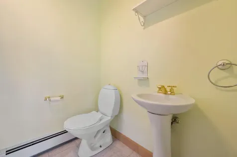 3 Navy Street Searsport ME 04974