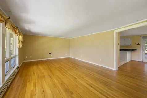 3 Navy Street Searsport ME 04974