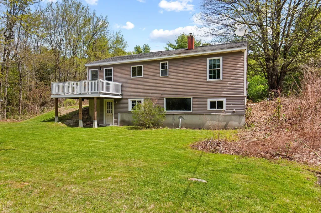 450 Richville Road Standish ME 04084