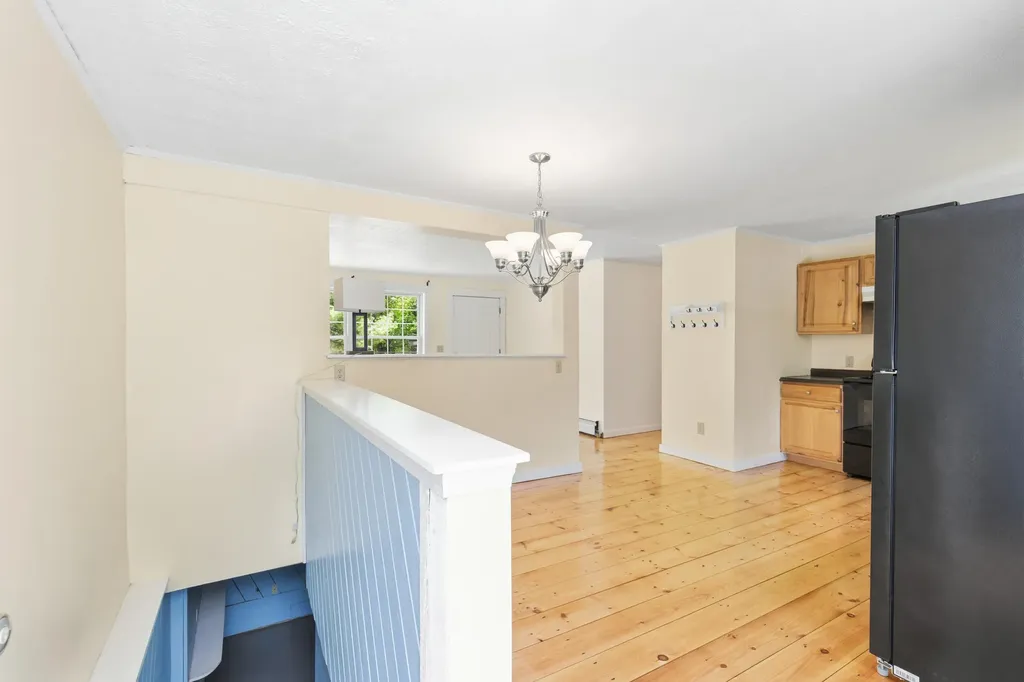 450 Richville Road Standish ME 04084