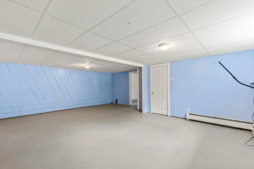 450 Richville Road Standish ME 04084