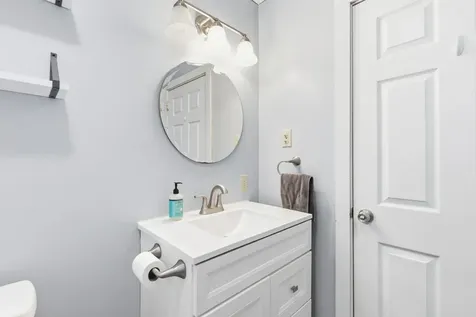 450 Richville Road Standish ME 04084