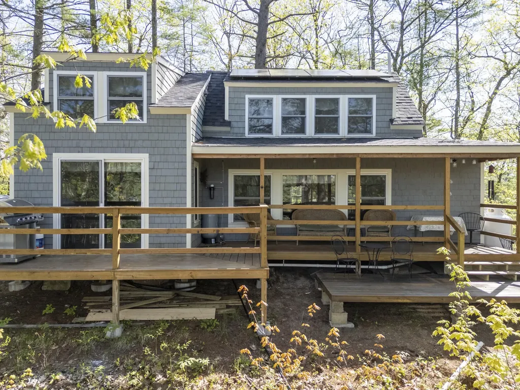 188 Caldwell Lane Oxford ME 04270