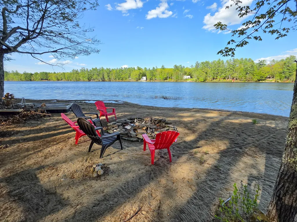 188 Caldwell Lane Oxford ME 04270