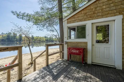 188 Caldwell Lane Oxford ME 04270