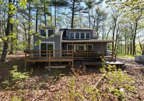 188 Caldwell Lane Oxford ME 04270