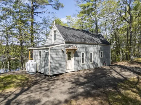 188 Caldwell Lane Oxford ME 04270