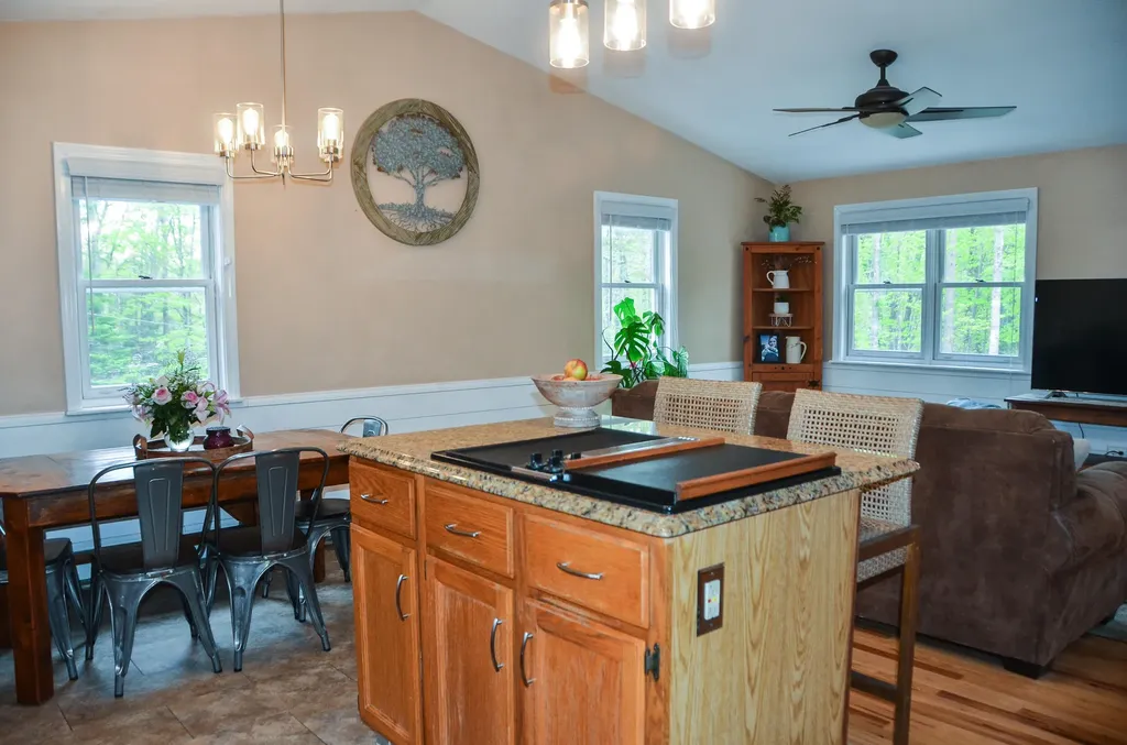 39 Fairbanks Road Wayne ME 04284